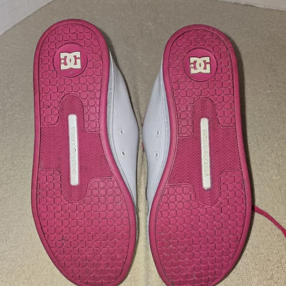 DC Women's Camo Skate Shoes White /Pink Leather Sneakers size 8 - Picture 8 of 9